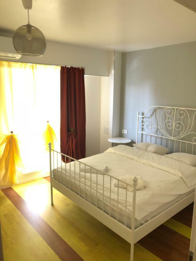 Green Apartment 6 Bucarest Esterno foto