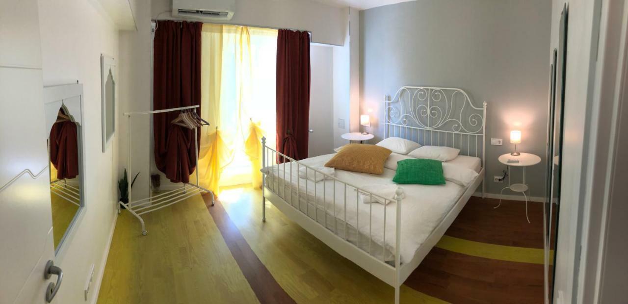 Green Apartment 6 Bucarest Esterno foto